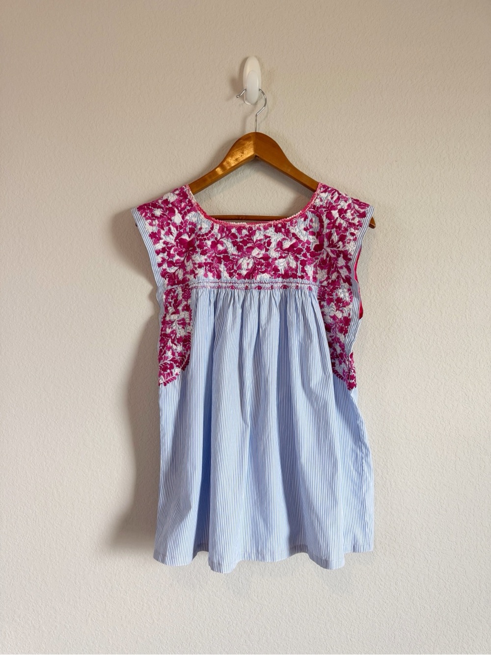 Mi Golondrina Blue Striped Pink Floral Embroidered Tunic Top Size Small - Picture 5 of 8